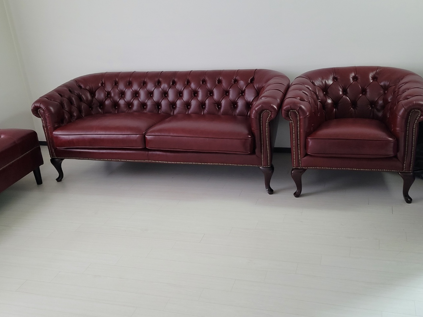 /user/s/samsungsofa/editor/2412/aa0cb128fd320916657f86d636252fb1_1735562776_1103.jpg 이미지크게보기