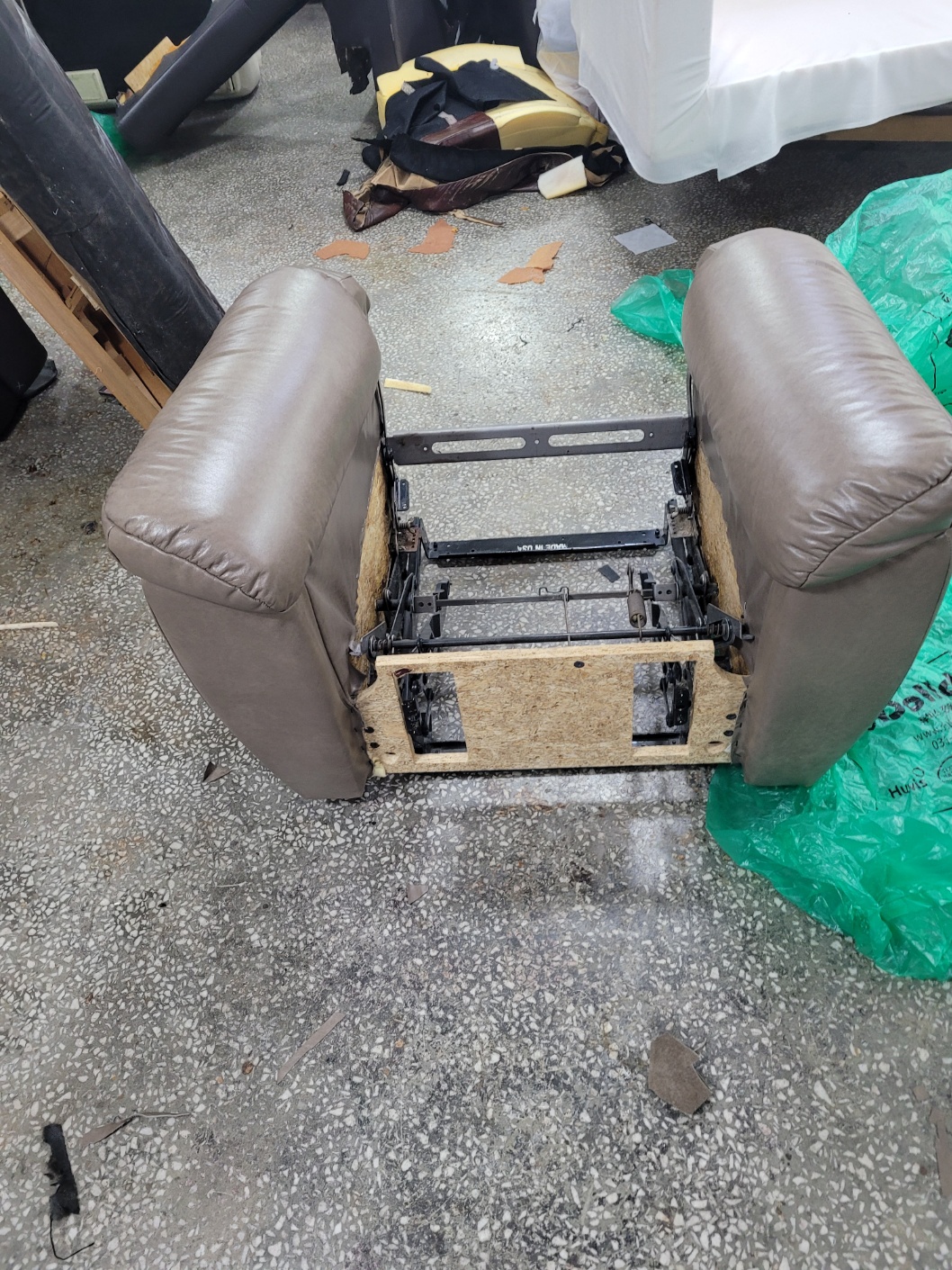 /user/s/samsungsofa/editor/2412/aa0cb128fd320916657f86d636252fb1_1735562954_68.jpg 이미지크게보기